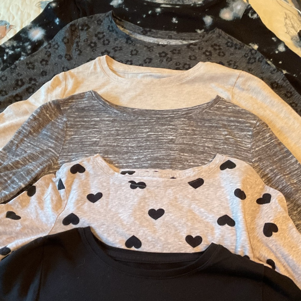 Large lot of girls old navy long sleeve shirt size 7/8